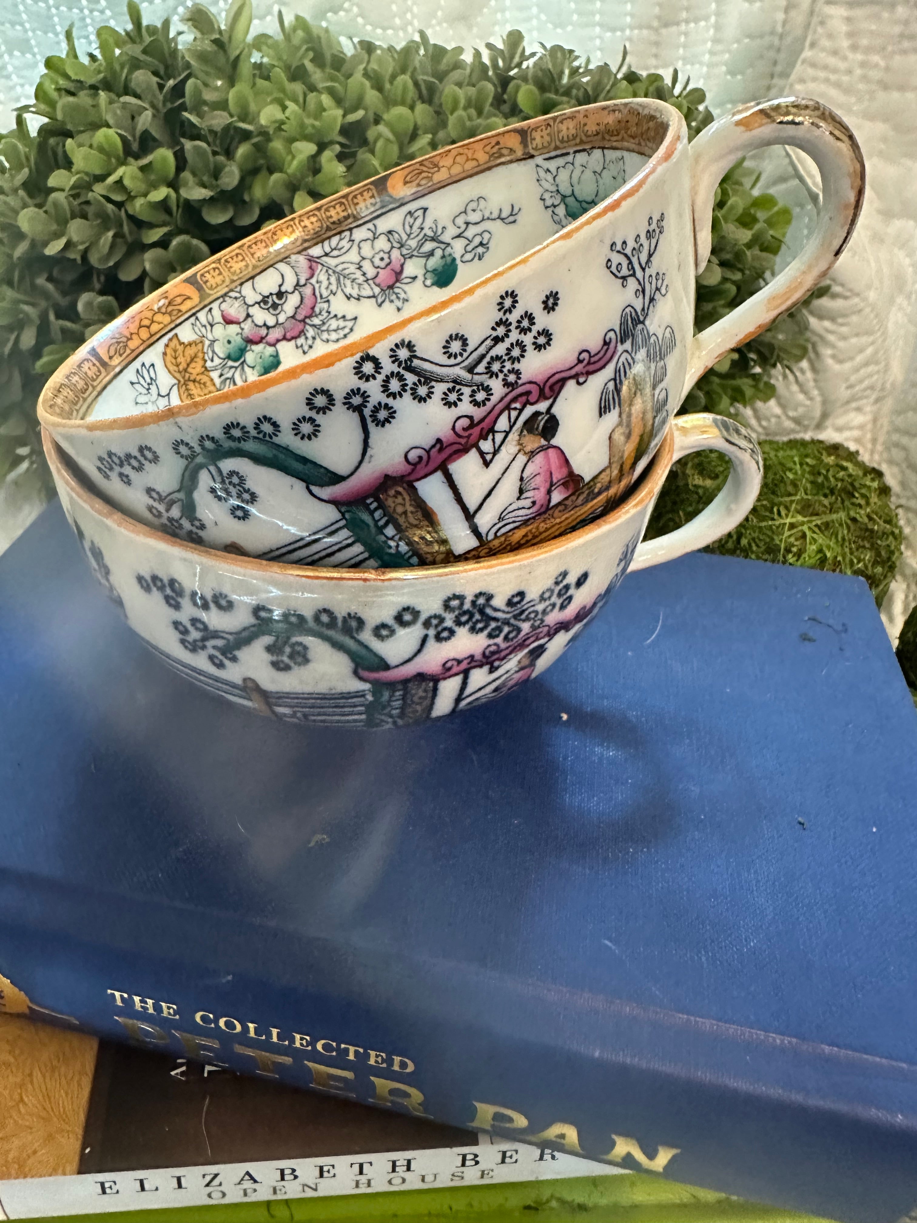 Chinoiserie Tea Cups (2)
