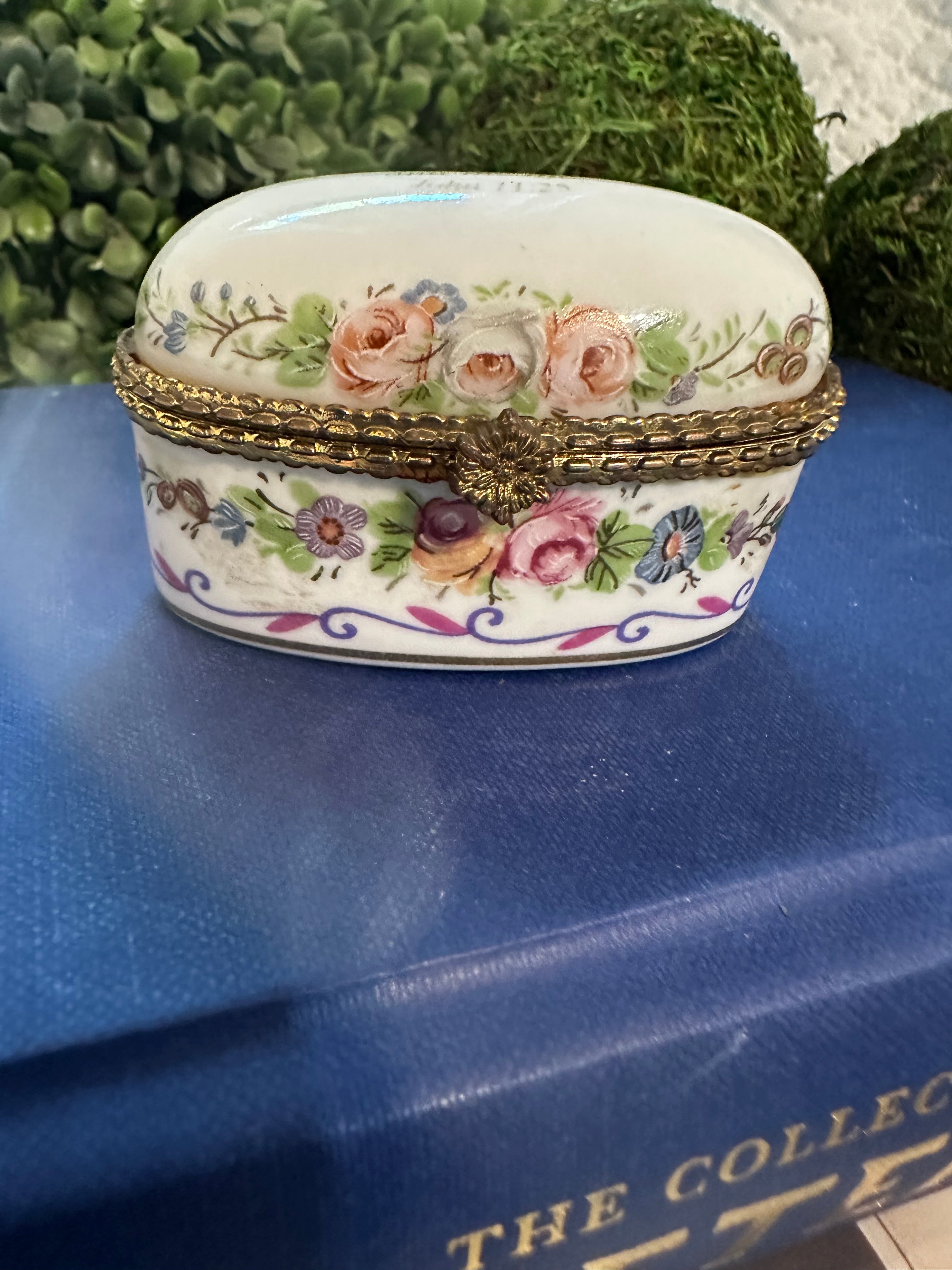 Vintage Floral Trinket Box with Bible Verse
