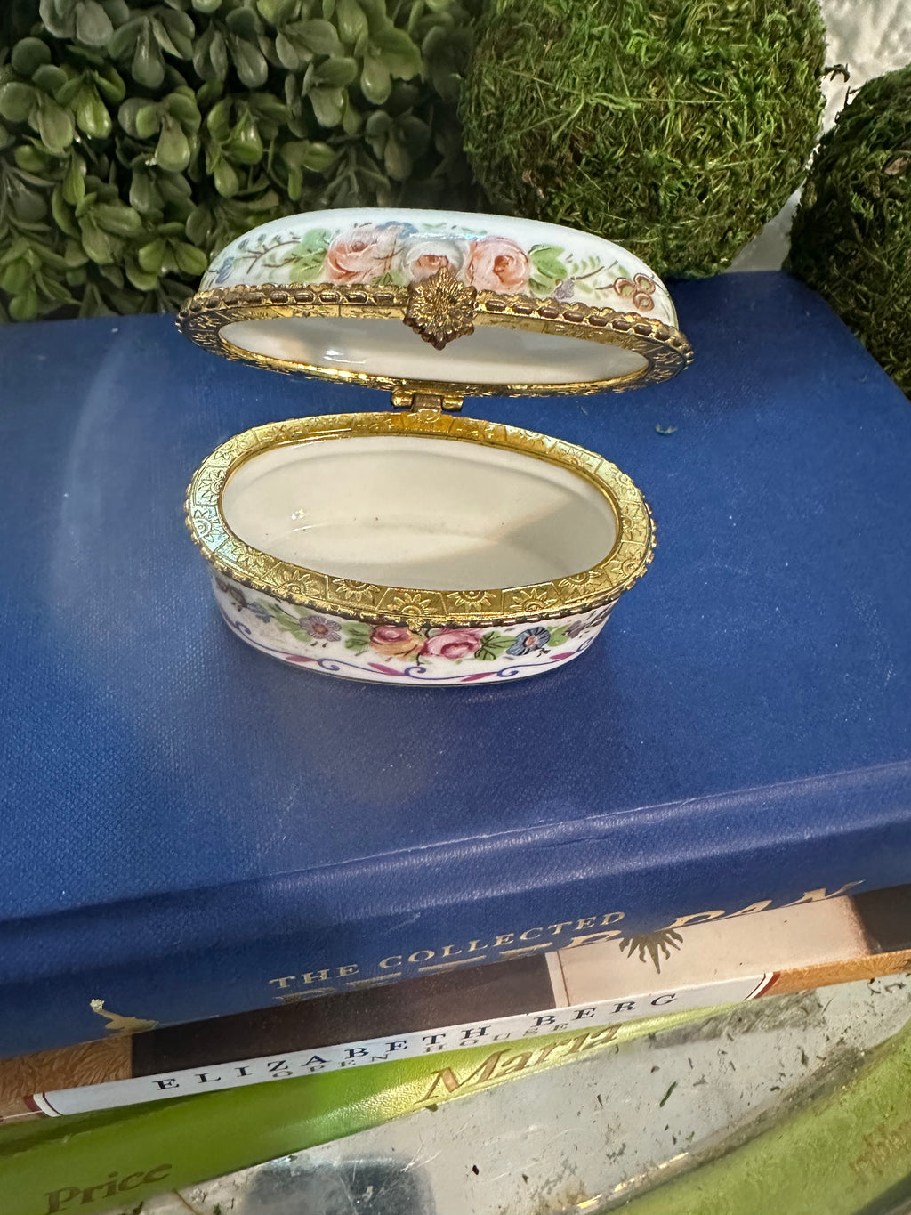 Vintage Floral Trinket Box with Bible Verse