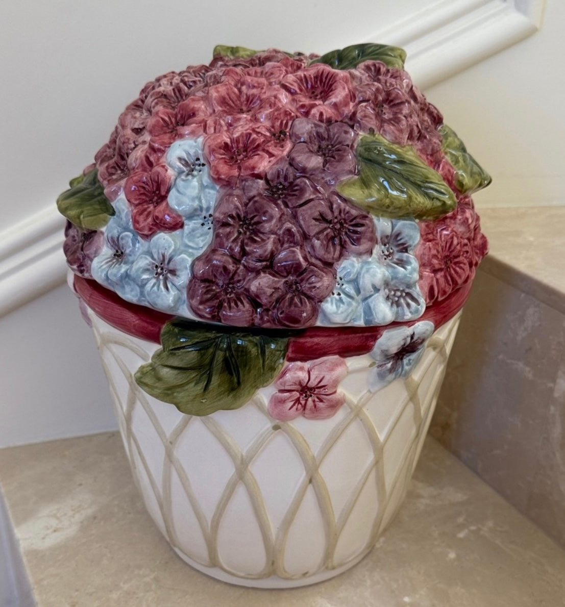 Hydrangea Cookie Jar