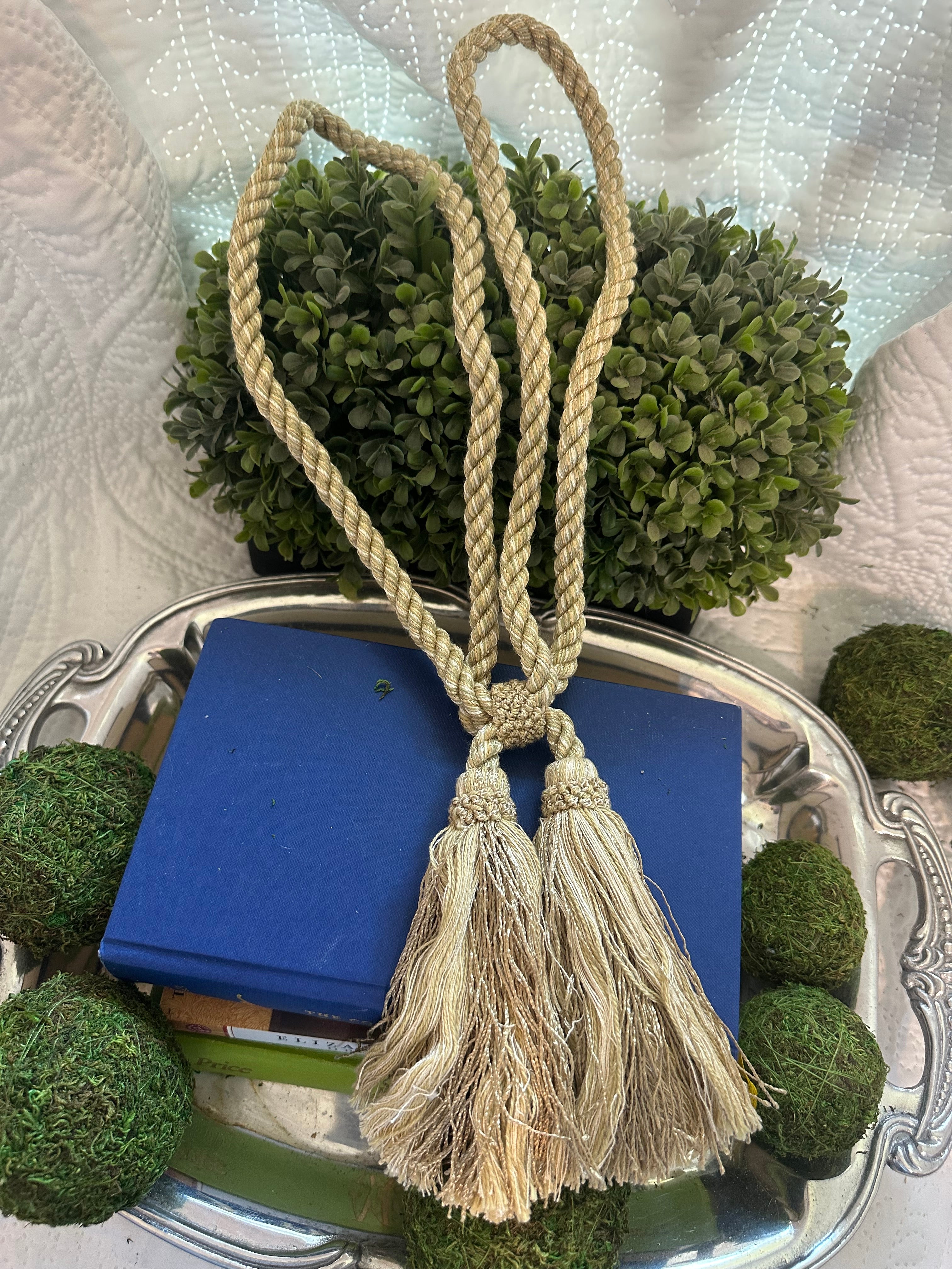 Gold Tassel Tieback