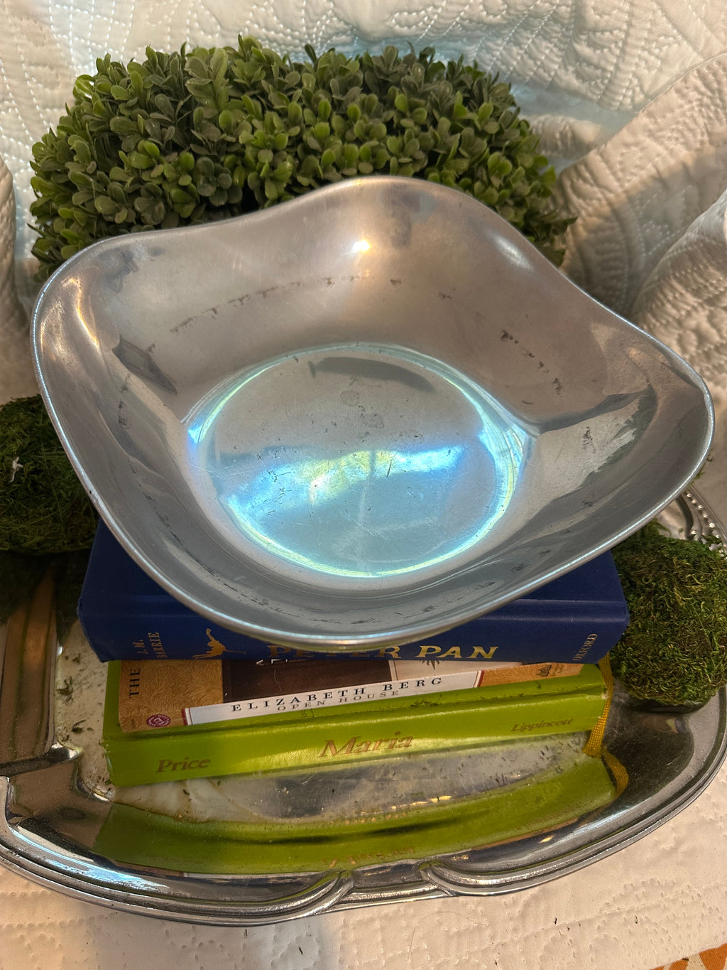 Wilton Armetale Bowl