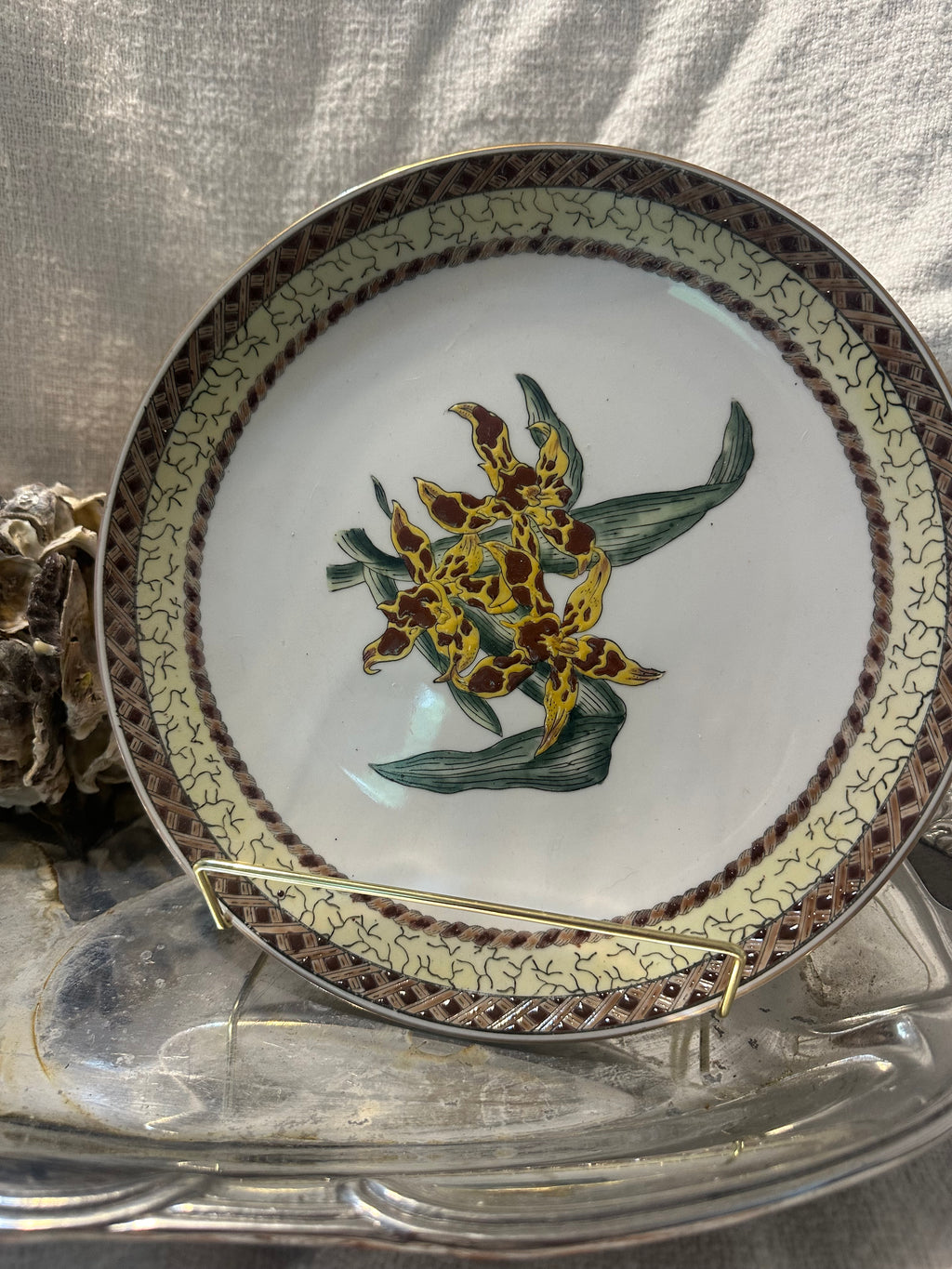 Vintage Set of Oriental Botanical Plates