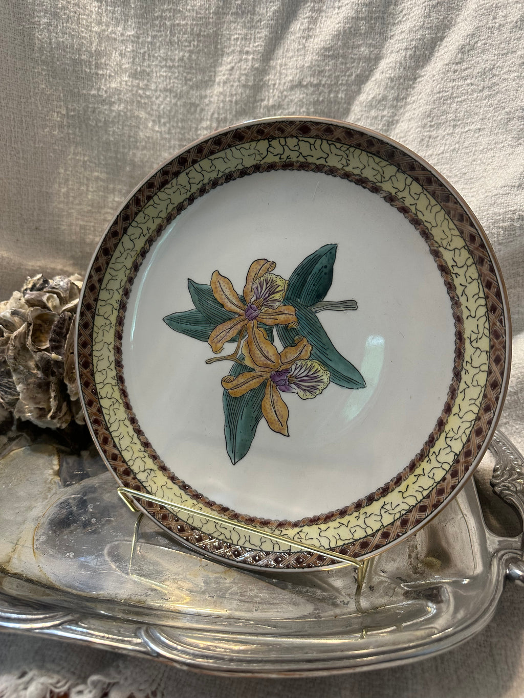 Vintage Set of Oriental Botanical Plates